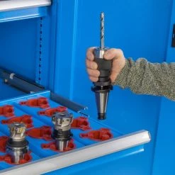 Huvema K2150 Armoire D'atelier Avec 120 Porte-outils CNC -Accessoires de rangement Soldes k2150 armoire d atelier avec 120 porte outils cnc 4